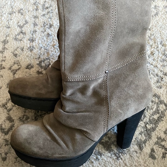 Abroad Gray Suede Heeled Boots - Picture 1 of 9